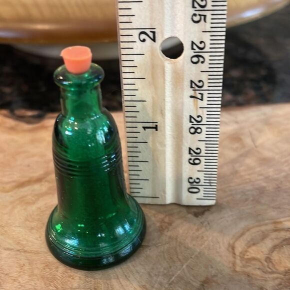 Vintage Green Glass Miniature Liberty Bell - Picture 4 of 5